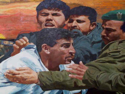 wpe8.jpg (16174 bytes)